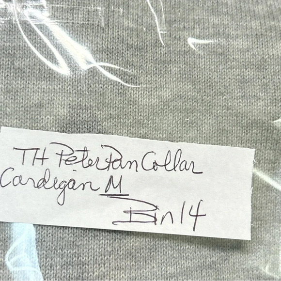 Women’s Medium Gray Cardigan Rhinestone Peter Pan Collar Twee Fairy Preppy - Picture 10 of 10
